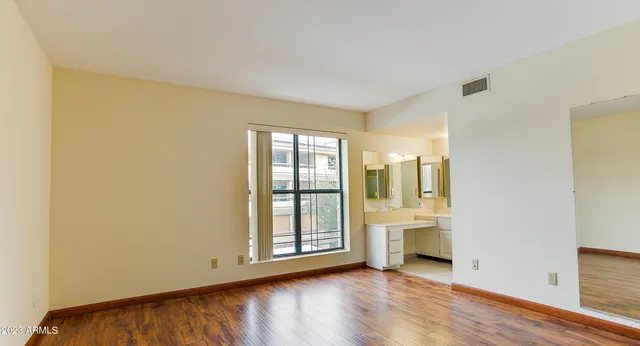 $2,200 | 5136 North 31st Place, Unit 631, Phoenix, AZ 85016