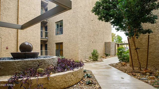 $2,200 | 5136 North 31st Place, Unit 631, Phoenix, AZ 85016