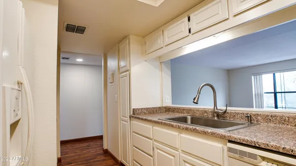 $1,900 | 5136 North 31st Place, Unit 631, Phoenix, AZ 85016