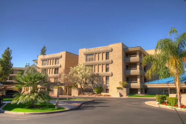 $1,900 | 5136 North 31st Place, Unit 631, Phoenix, AZ 85016