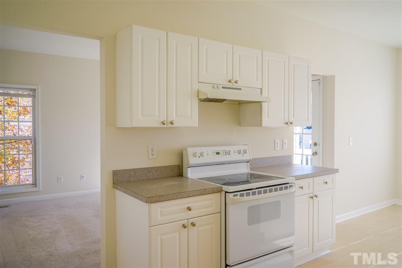 4232 Beacon Crest Way Raleigh, NC 27604 - Photo 13 of 25