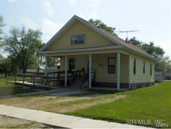 819 Water Street Butler, IL 62015 - Photo 1 of 24 Gallery Image 1