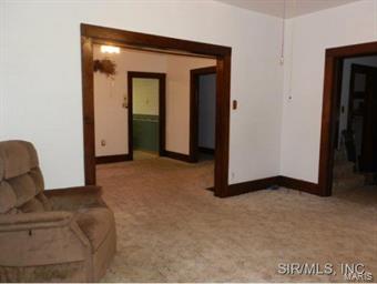 819 Water Street Butler, IL 62015 - Photo 11 of 24 Gallery Image 11