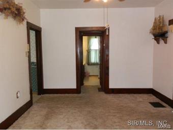 819 Water Street Butler, IL 62015 - Photo 12 of 24 Gallery Image 12