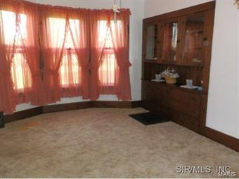 819 Water Street Butler, IL 62015 - Photo 13 of 24 Gallery Image 13