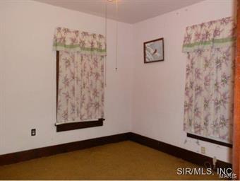 819 Water Street Butler, IL 62015 - Photo 19 of 24 Gallery Image 19