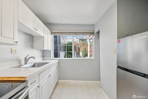 $999,000 | 543-545 28th Street, San Francisco, CA 94131