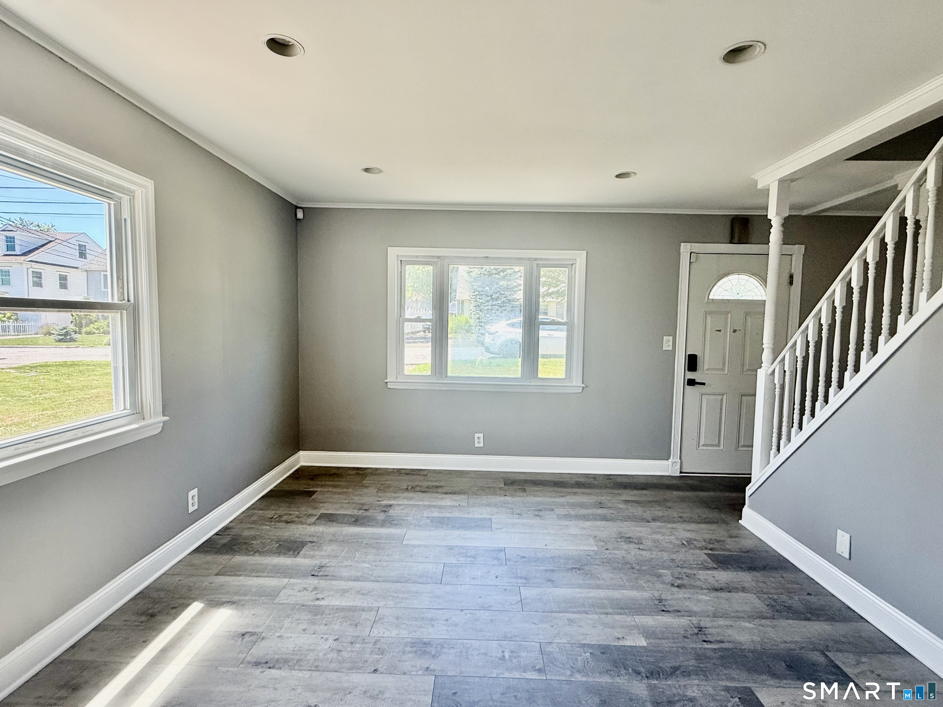 41 Albin Road Stamford, CT 06902 - Photo 8 of 22 Gallery Image 8