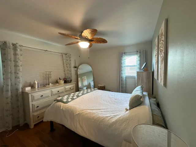 $2,375 | 15 Princeton Road, Somers Point, NJ 08244