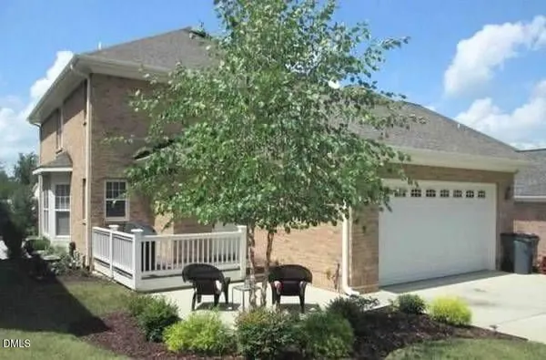 $2,600 | 1217 Town Side Drive, Apex, NC 27502