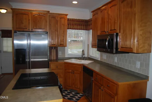 $2,600 | 1217 Town Side Drive, Apex, NC 27502