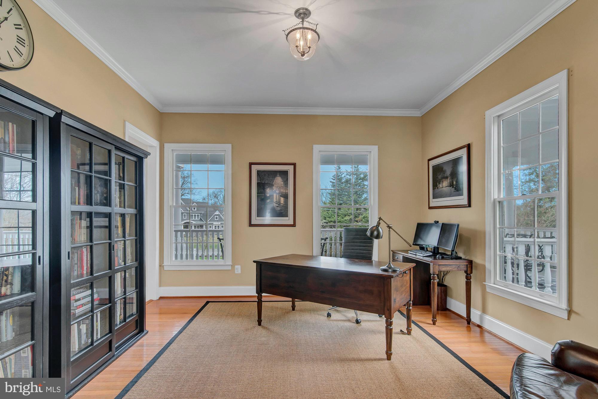 2801 Hill Road Vienna, VA 22181 - Photo 10 of 68 Gallery Image 10