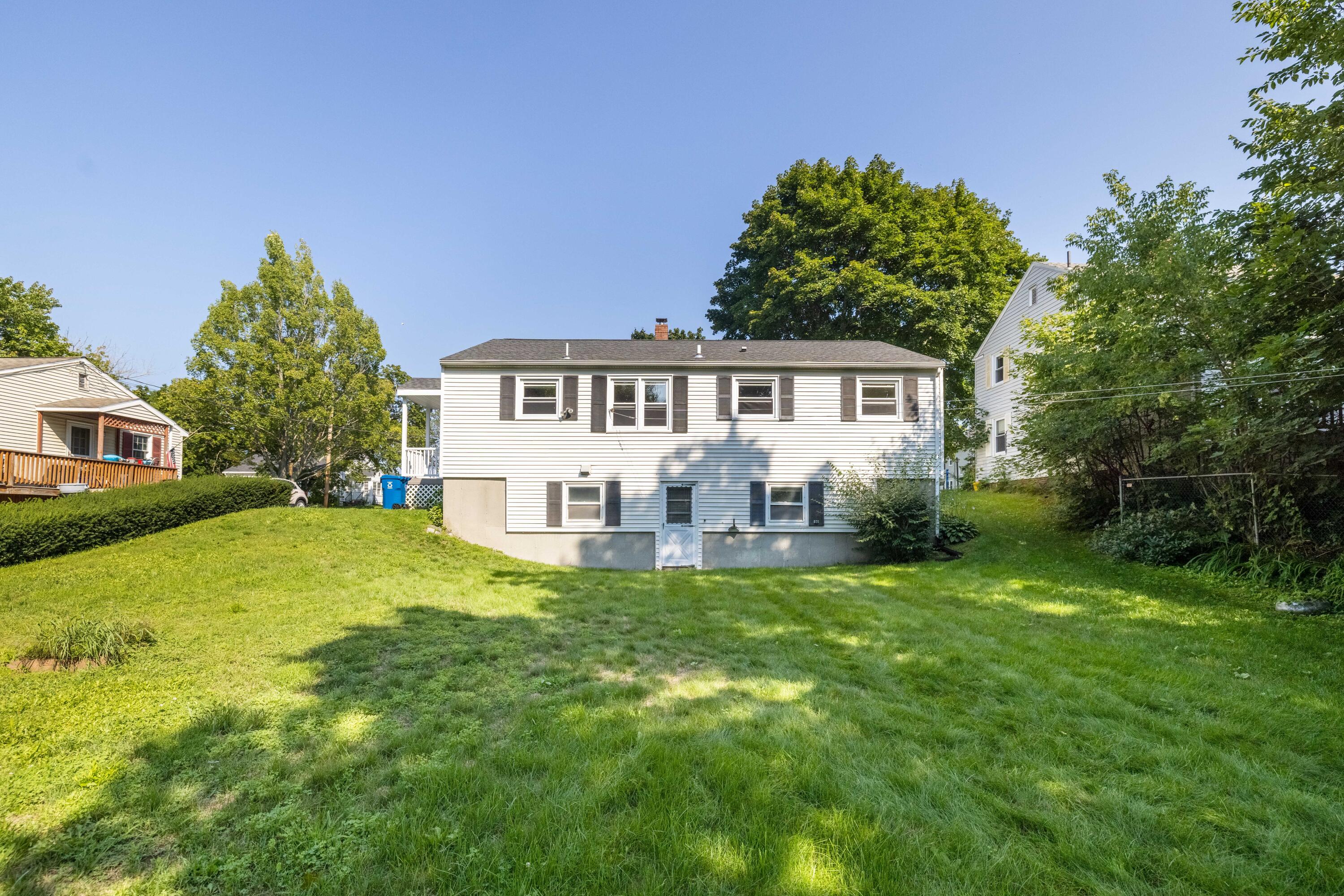 48 Caleb Street Portland, ME 04102 - Photo 23 of 25 3G0A5126