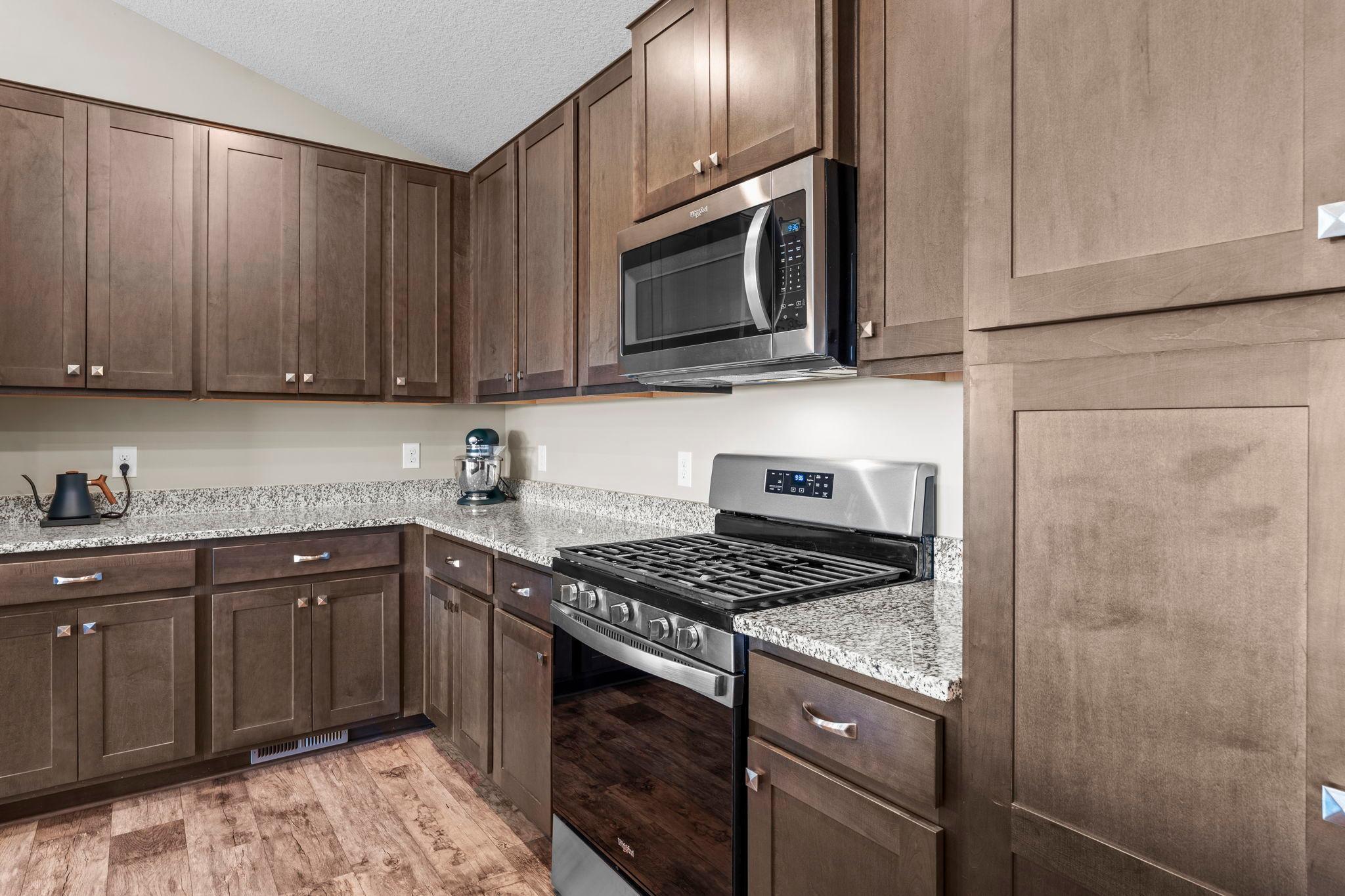 1907 Meridian Curve Carver, MN 55315 - Photo 27 of 81