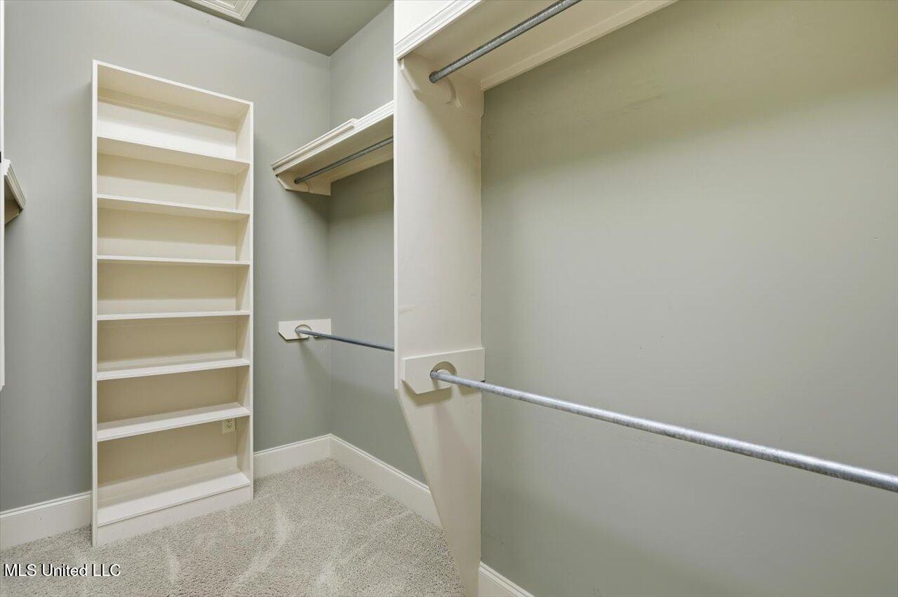 134 Hampton Chase Madison, MS 39110 - Photo 27 of 36 28-134 Hampton Chase _ Home Tours MS