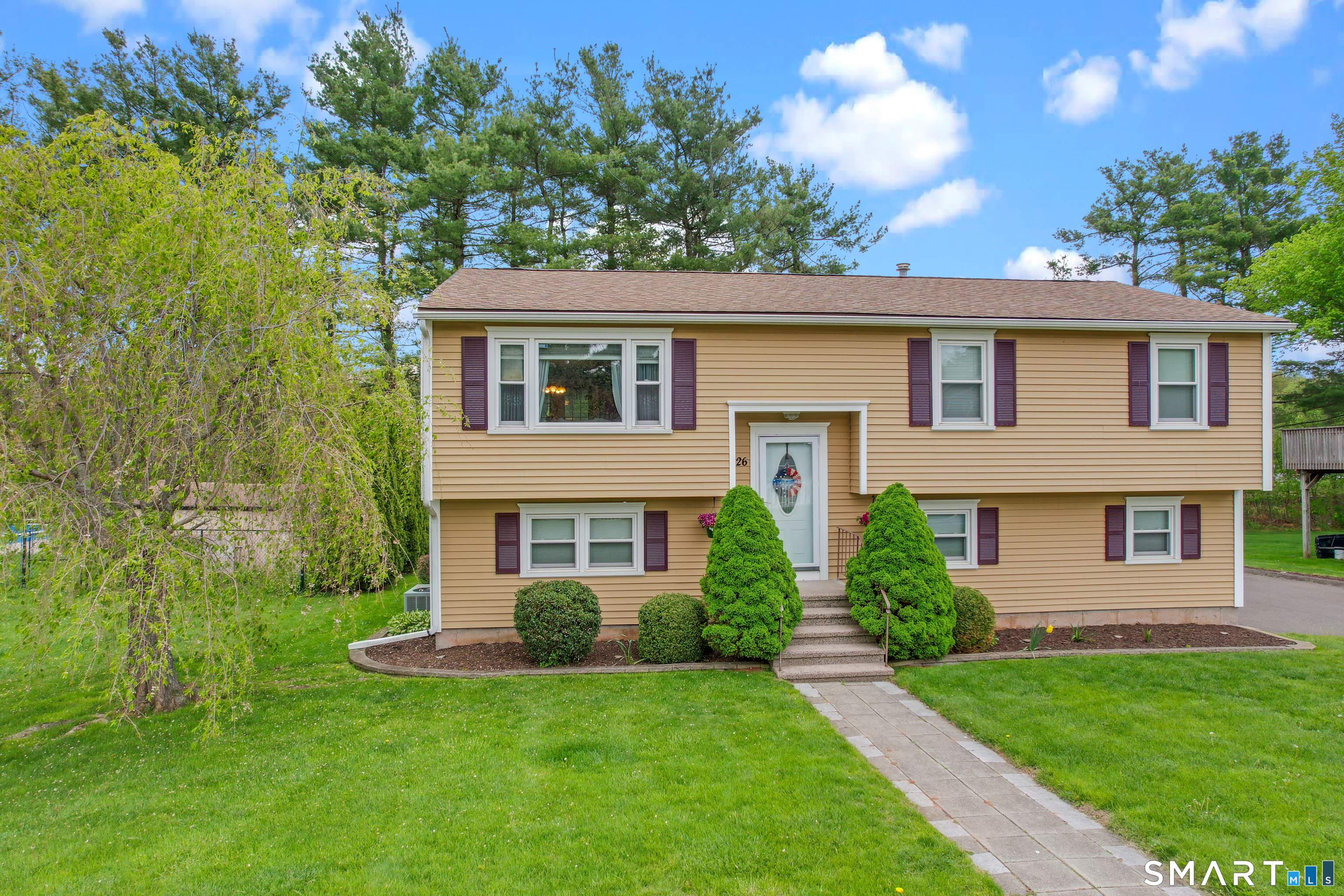 126 Cartpath Drive Meriden, CT 06450 - Photo 5 of 28