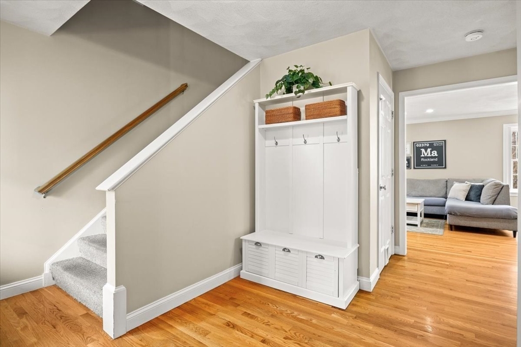 27 Brian Road Bridgewater, MA 02324 - Photo 11 of 42