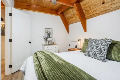 $489,000 | 825 Hunters Landing Lane, Smithville, TN 37166