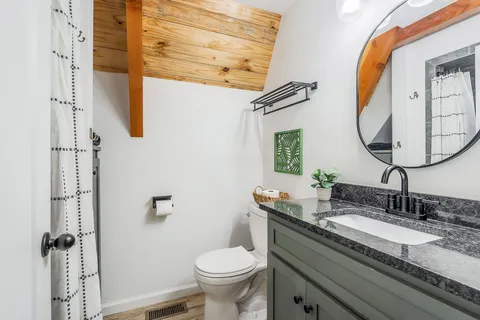 $489,000 | 825 Hunters Landing Lane, Smithville, TN 37166