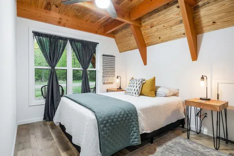 $489,000 | 825 Hunters Landing Lane, Smithville, TN 37166