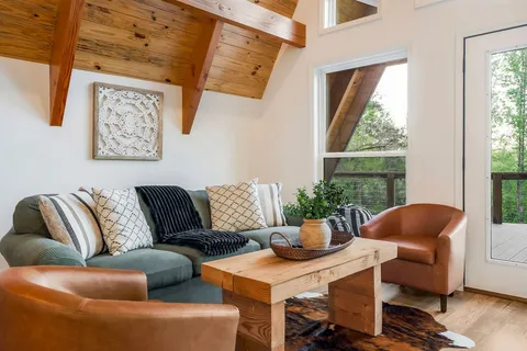 $489,000 | 825 Hunters Landing Lane, Smithville, TN 37166