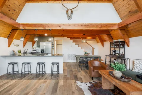 $489,000 | 825 Hunters Landing Lane, Smithville, TN 37166