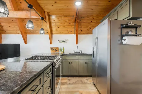 $489,000 | 825 Hunters Landing Lane, Smithville, TN 37166