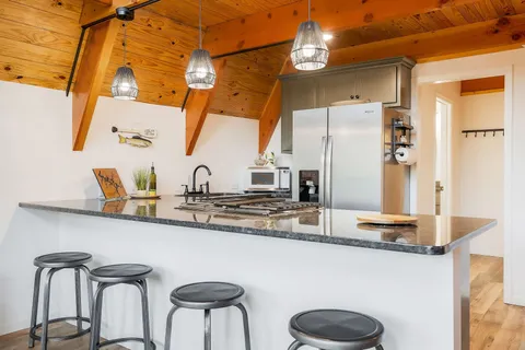 $489,000 | 825 Hunters Landing Lane, Smithville, TN 37166