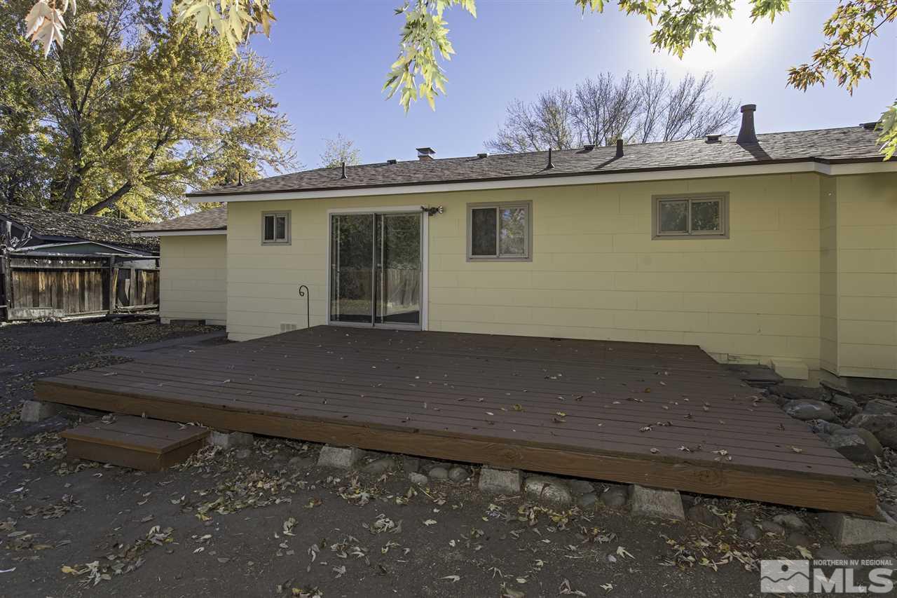 1785 Hawthorne Road Reno, NV 89502 - Photo 4 of 17 a view of a house with a yard