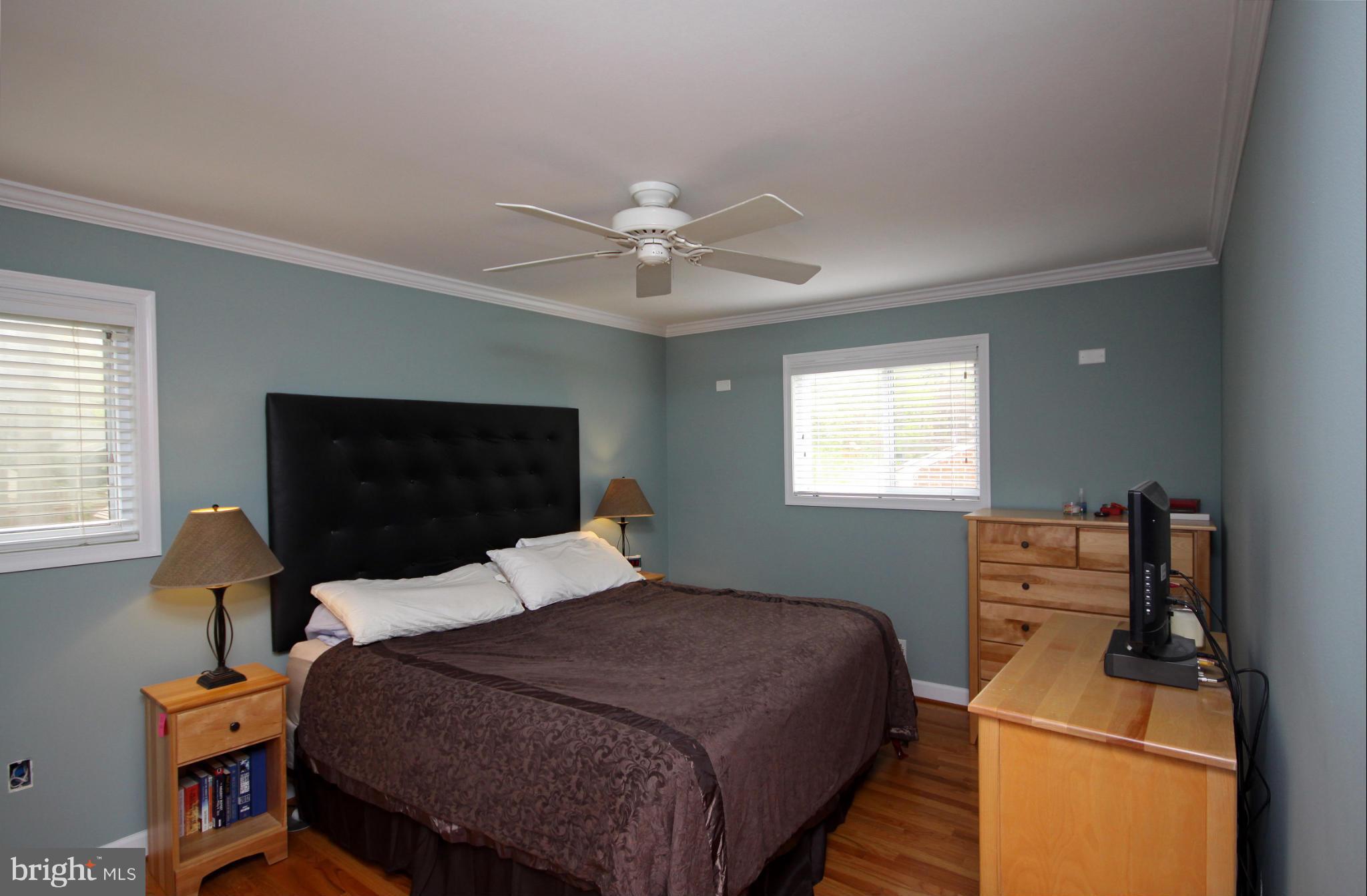 109 Cedar Road Severna Park, MD 21146 - Photo 7 of 30 Bedroom (Master)