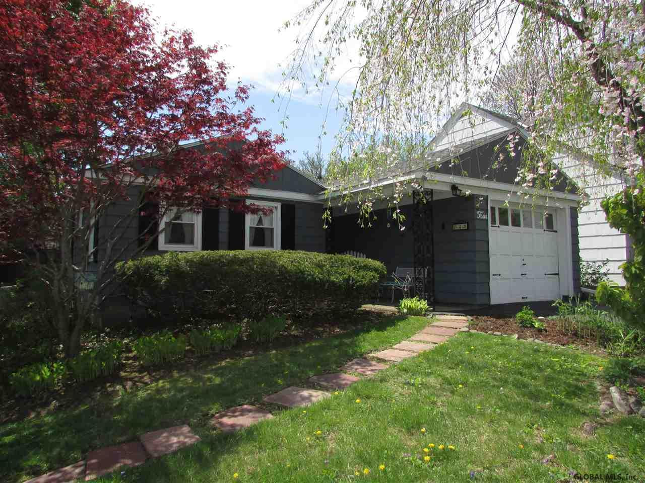 4 Bogardus Road Albany, NY 12208 - Photo 2 of 21 Photo 2