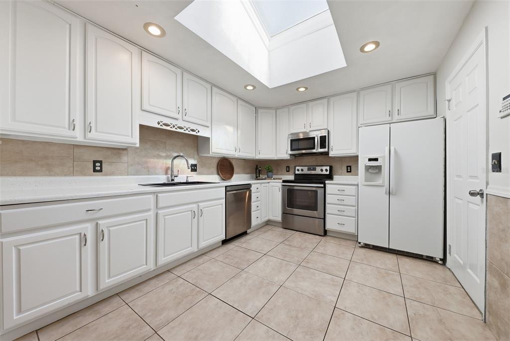 1356 Ortega Street Winter Springs, FL 32708 - Photo 8 of 25