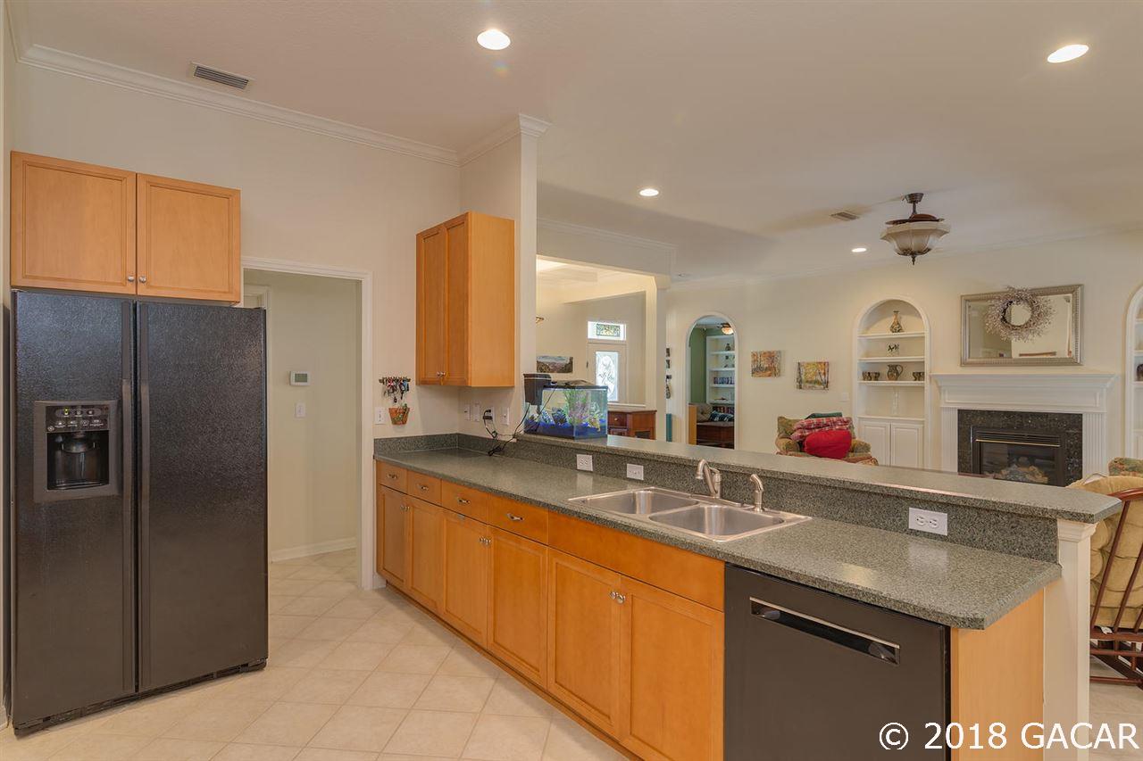 7233 Southwest 84th Way Gainesville, FL 32608 - Photo 14 of 24