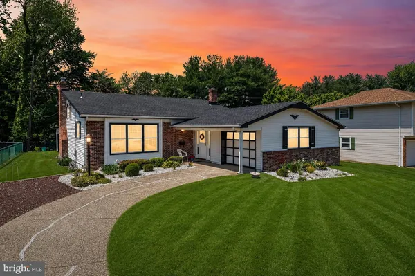 $430,000 | 138 Brentwood Drive, Mount Laurel, NJ 08054