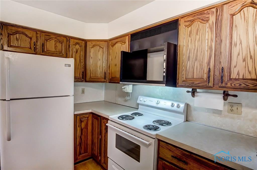 33 South Stadium Road Oregon, OH 43616 - Photo 13 of 33 Gallery Image 13