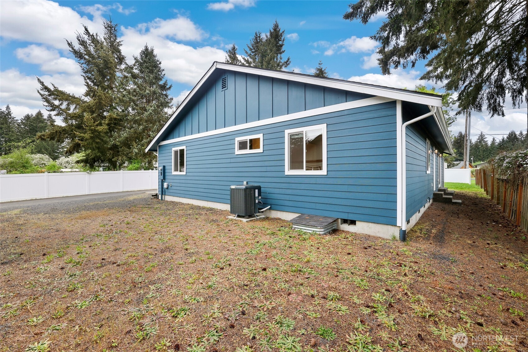 9815 178th Way Southwest Rochester, WA 98579 - Photo 35 of 36