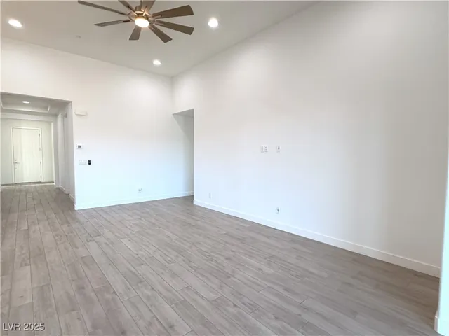 $2,695 | 724 Omaggio Place, Henderson, NV 89011