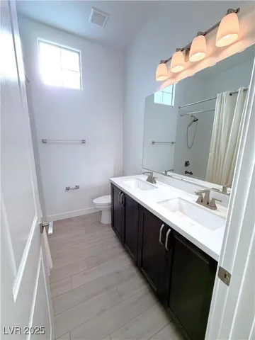 $2,695 | 724 Omaggio Place, Henderson, NV 89011