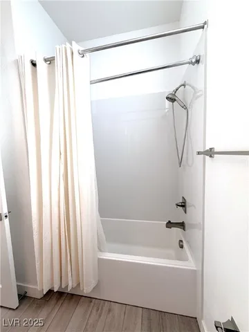 $2,695 | 724 Omaggio Place, Henderson, NV 89011