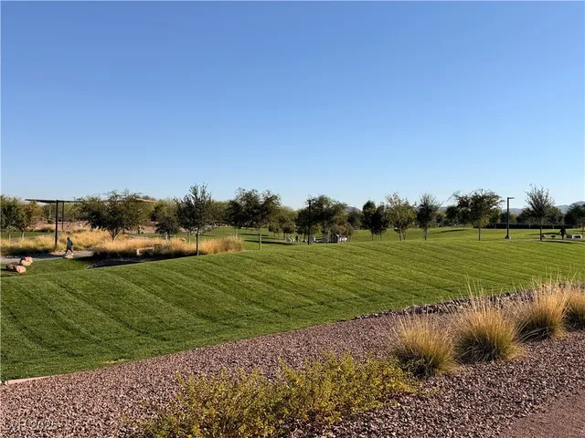 $2,695 | 724 Omaggio Place, Henderson, NV 89011