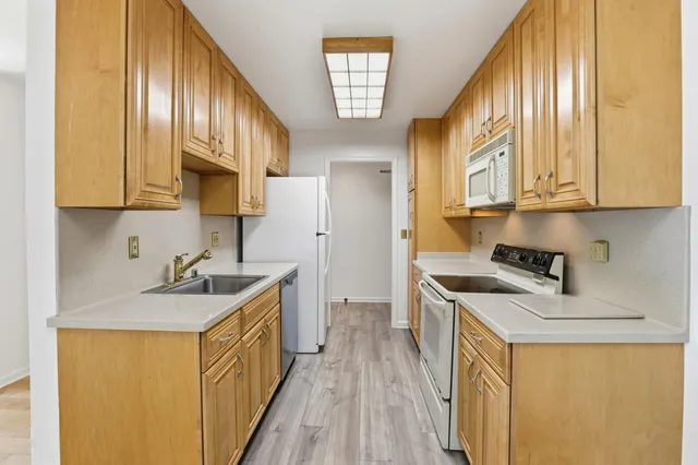 $675,000 | 1031 Cherry Avenue, Unit 63, San Bruno, CA 94066