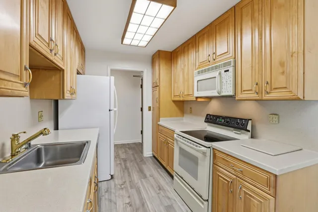 $675,000 | 1031 Cherry Avenue, Unit 63, San Bruno, CA 94066