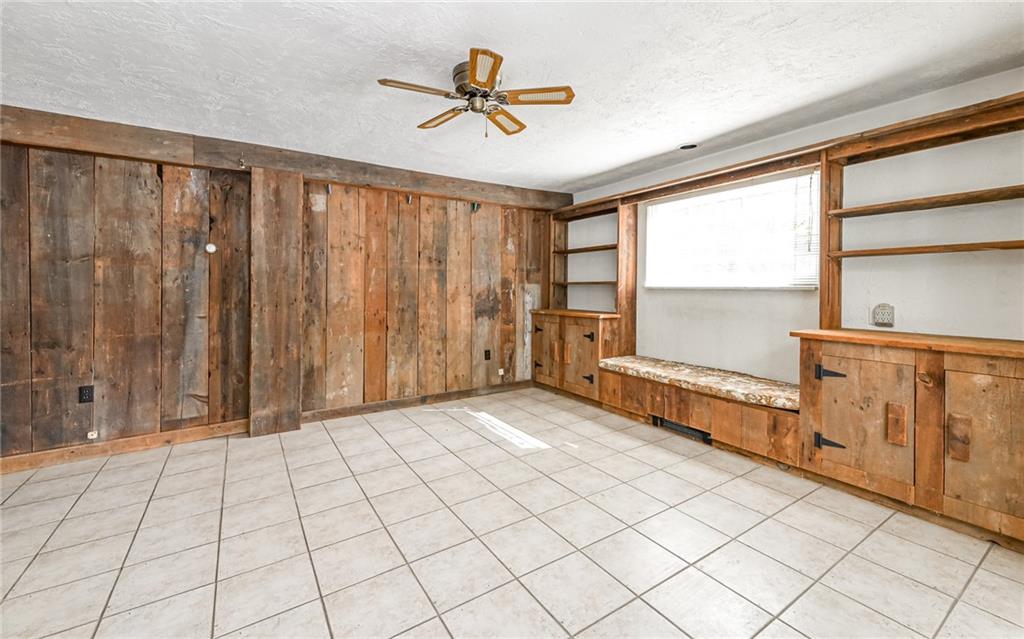 2065 Fairhill Road Sewickley, PA 15143 - Photo 22 of 45 a view of a room with window