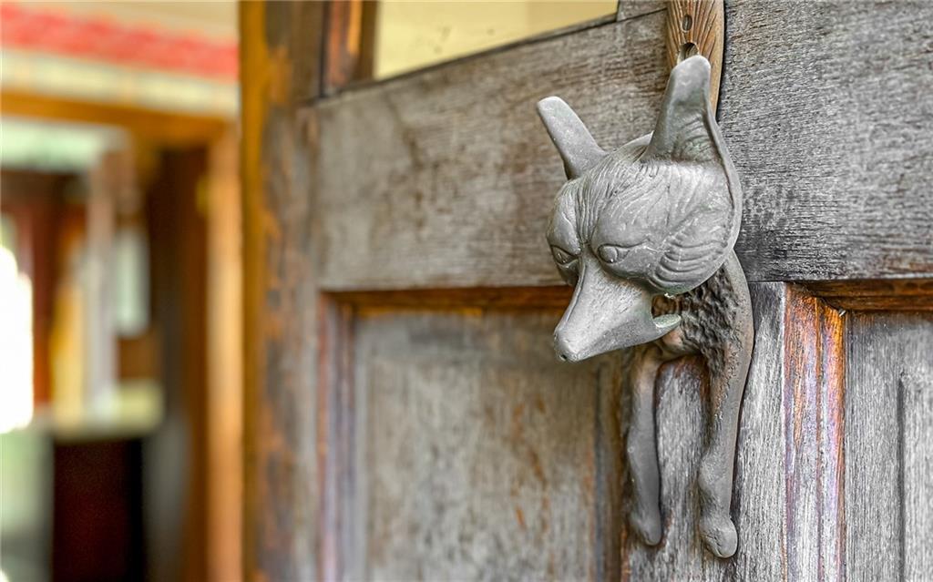 2065 Fairhill Road Sewickley, PA 15143 - Photo 29 of 45 a close view of walk in closet