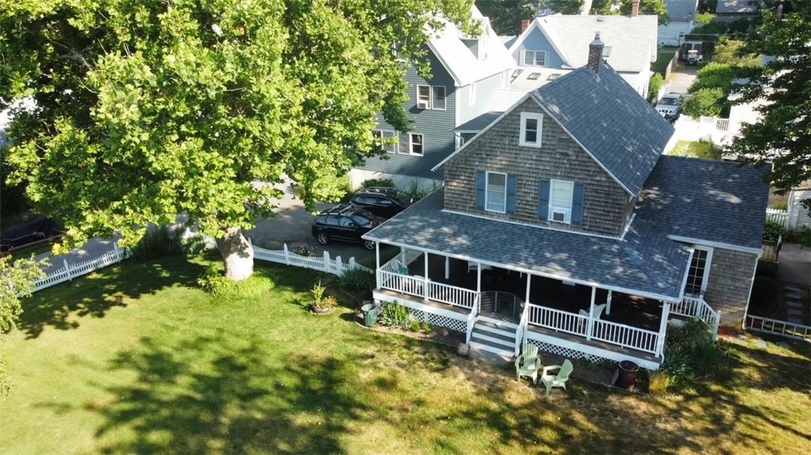 154 Andrew Comstock Road Warwick, RI 02886 - Photo 1 of 27