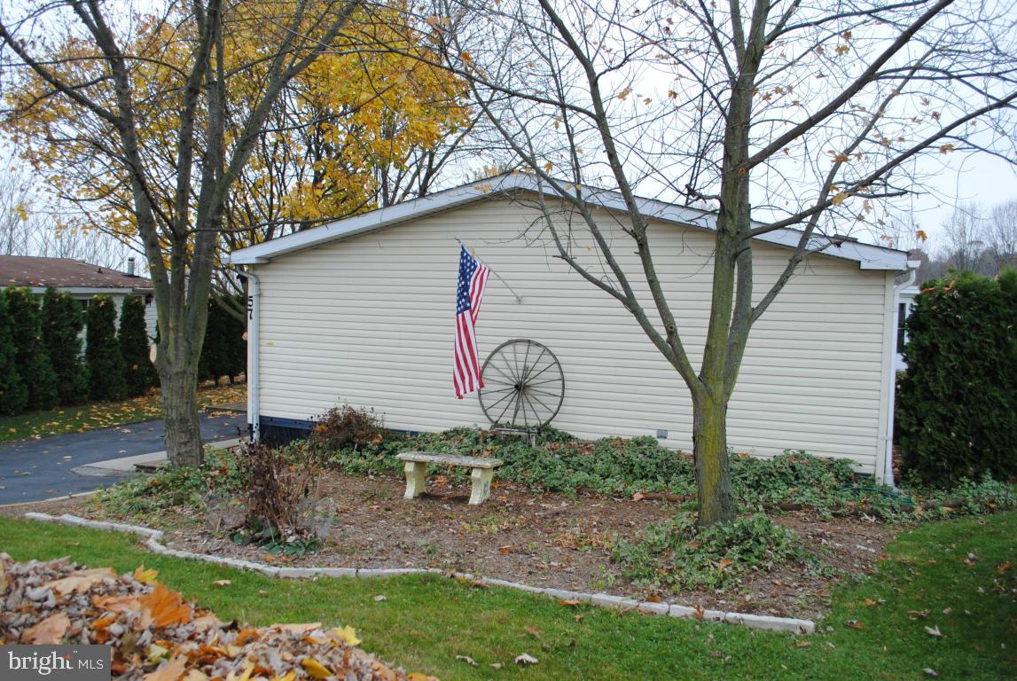 57 Christy Lane Lititz, PA 17543 - Photo 3 of 35 Gallery Image 3