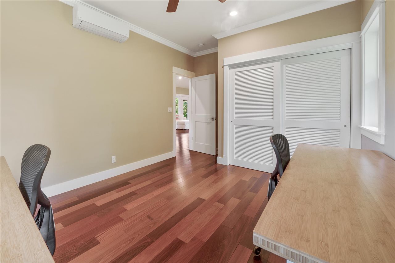 927 Kokomo Road, Unit 1 Haiku, HI 96708 - Photo 23 of 30 a view of a workspace with furniture and a chair