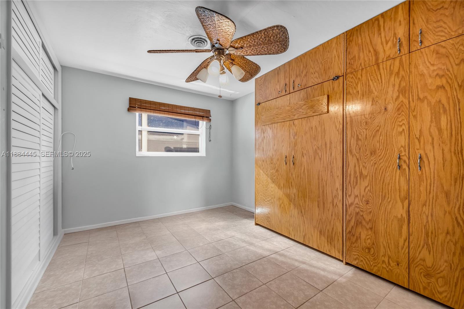 421 Southwest 64th Way Pembroke Pines, FL 33023 - Photo 23 of 34