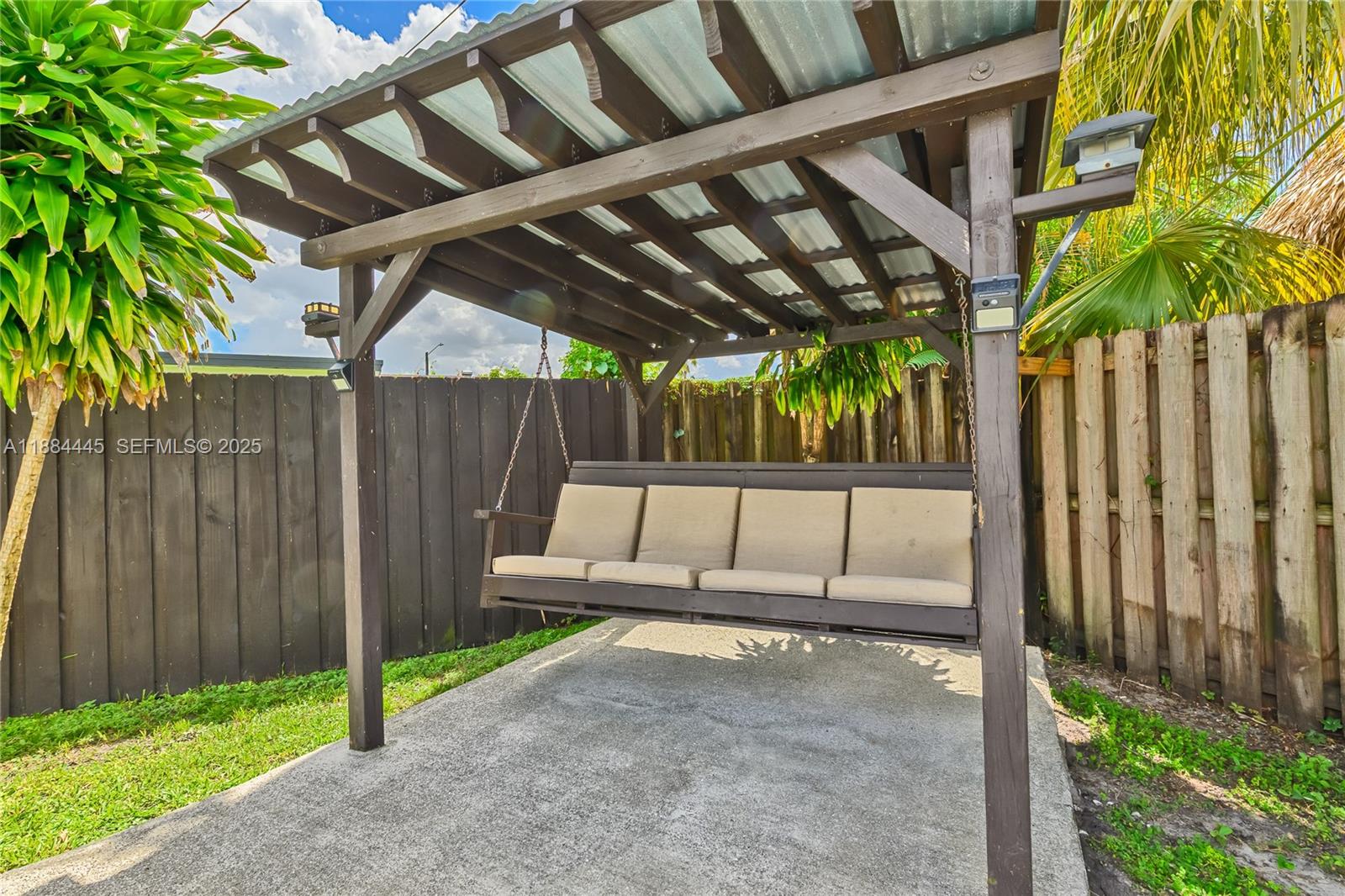 421 Southwest 64th Way Pembroke Pines, FL 33023 - Photo 33 of 34