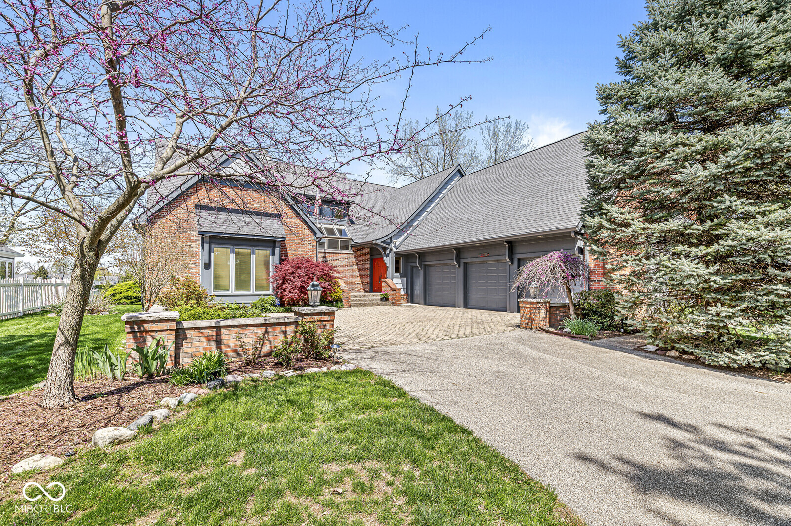 3748 Bay Rd S Drive Indianapolis, IN 46240 - Photo 6 of 85